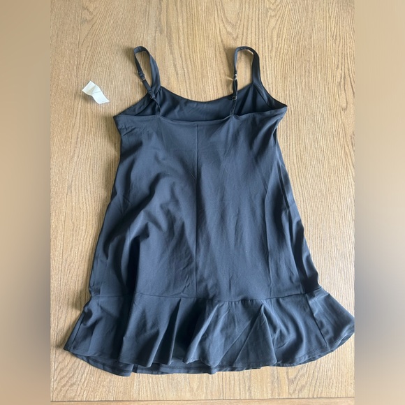 Abercrombie & Fitch Ruffle Tennis Dress - Picture 3 of 3